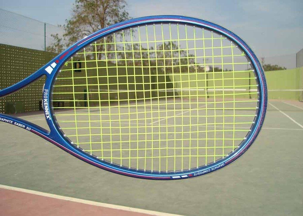 Avari Towers Karachi Faciliteter billede Tennis racquet